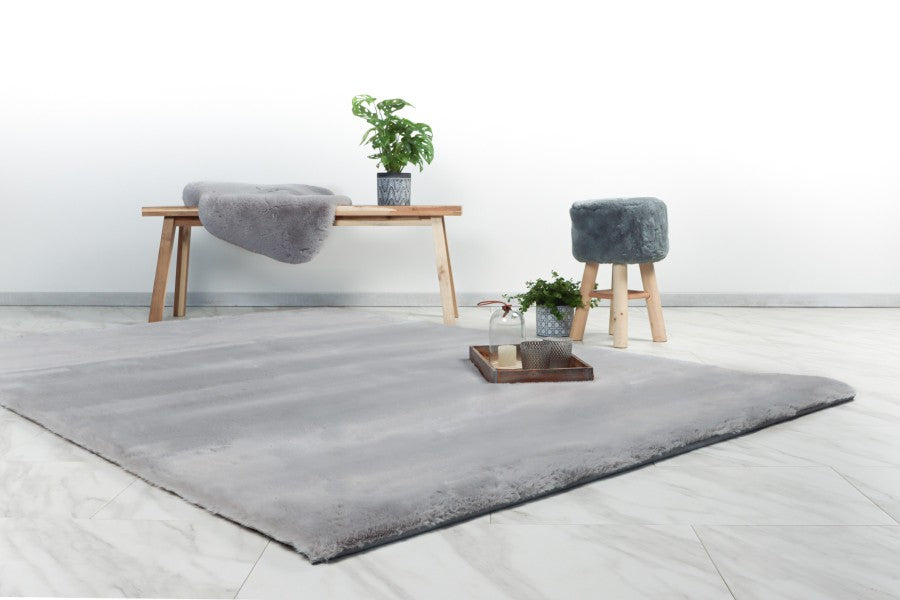 All You Need to Know About Fluffy Rugs