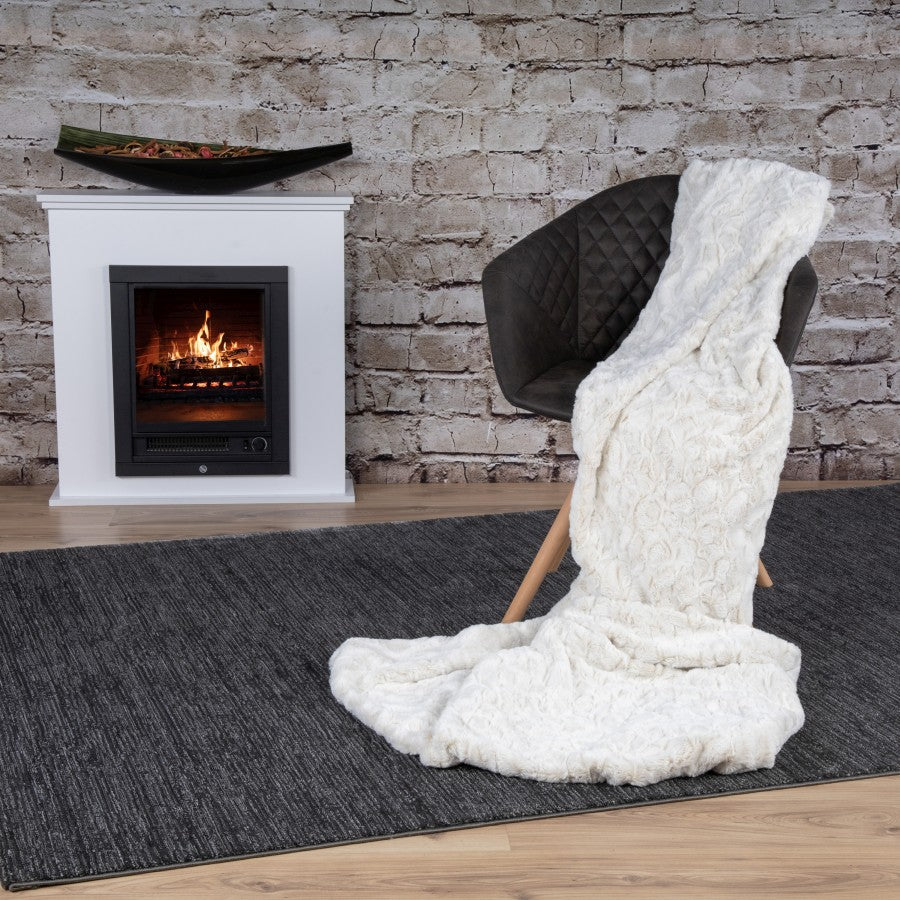 When Do Area Rugs Go on Sale?