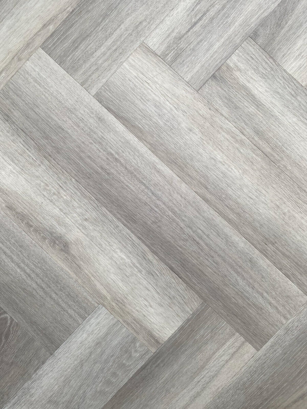 9mm Hybrid Herringbone - Obsidian - Estate Grey Oak