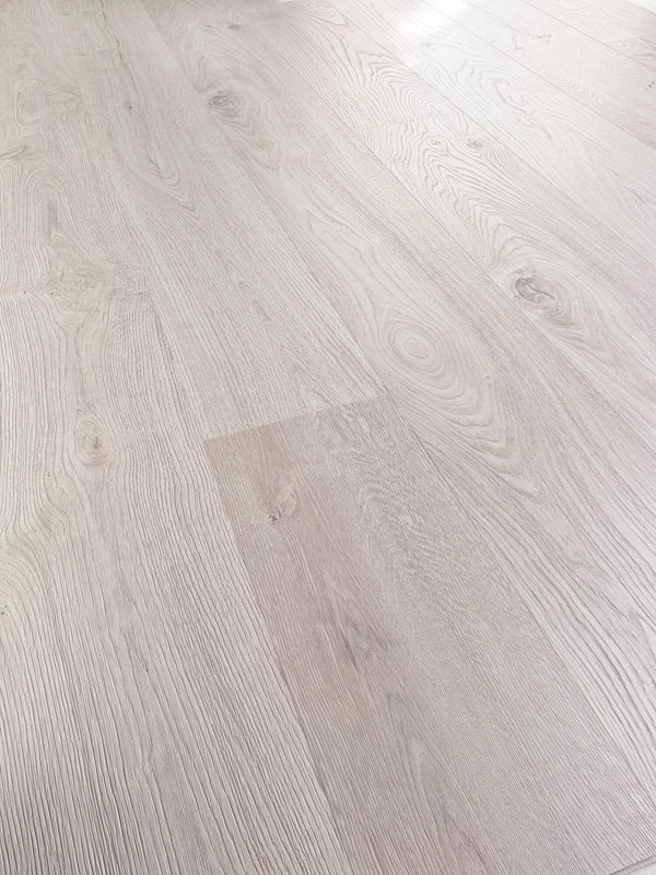 Laminate Flooring - Aquastop - Snow