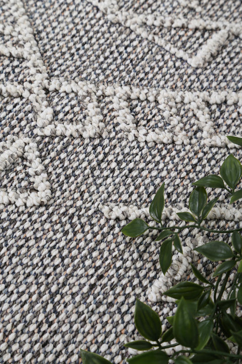 Vanuatu Kaua Ash Tribal Flatweave Outdoor Rug - Adore Rugs & Flooring