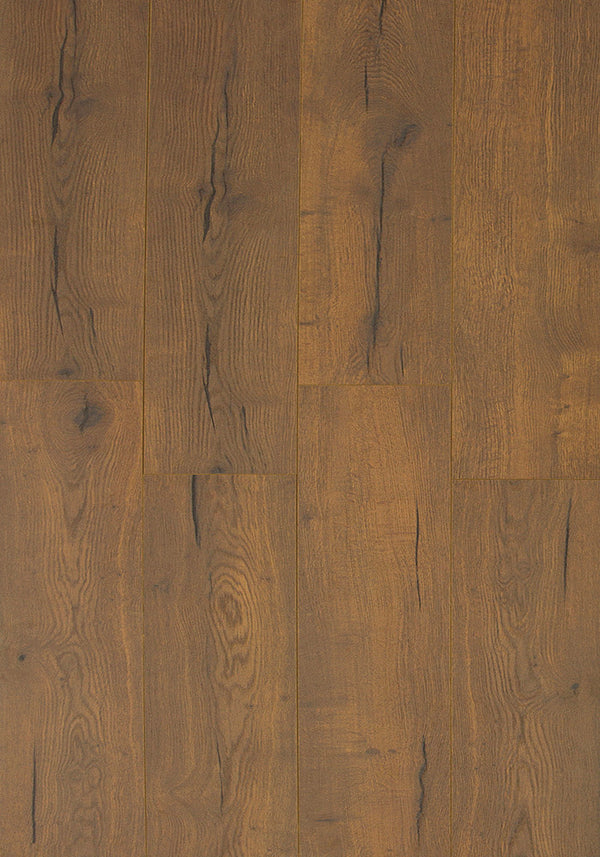 Swish Aqua Oak Georgia swatch - warm golden-brown oak decor with grain contrast in 12.3mm laminate flooring
